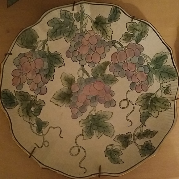 Set of 2 decorative plates - Picture 2 of 5